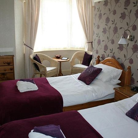 Cromwell House Hotel Eastbourne Bagian luar foto