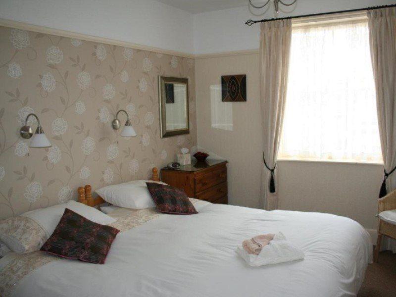Cromwell House Hotel Eastbourne Bagian luar foto