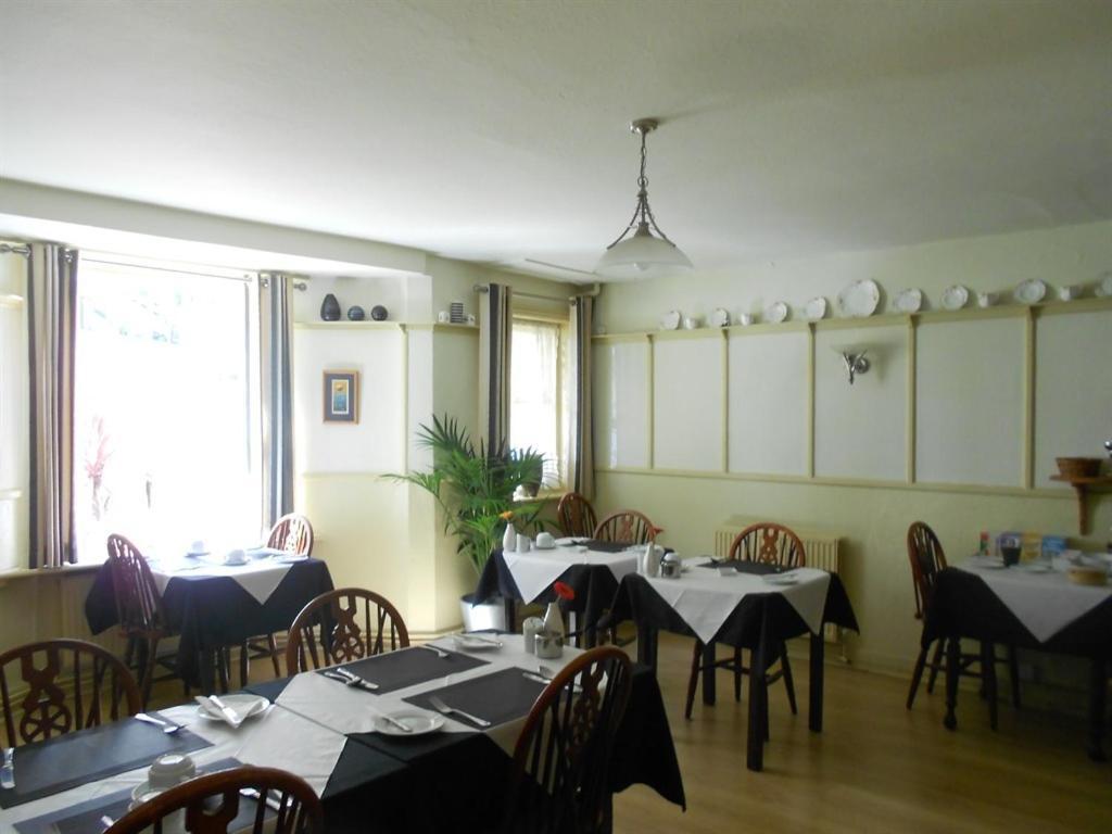 Cromwell House Hotel Eastbourne Bagian luar foto