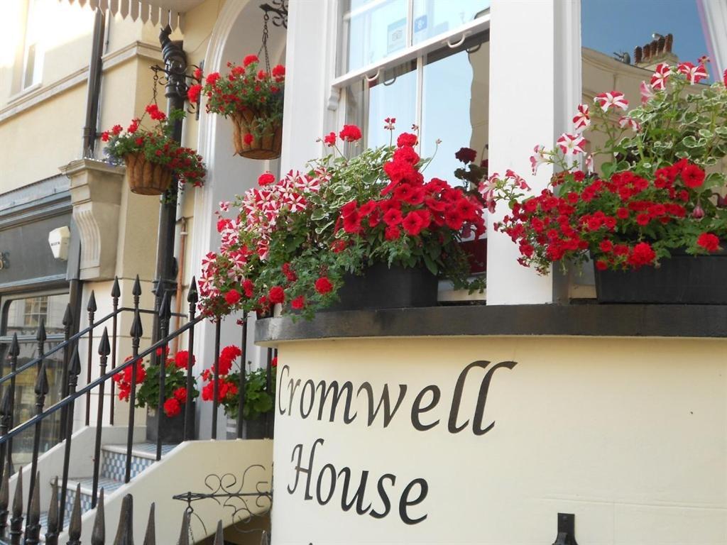Cromwell House Hotel Eastbourne Bagian luar foto