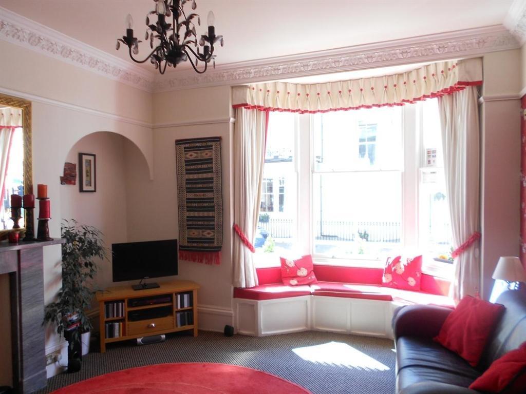 Cromwell House Hotel Eastbourne Bagian luar foto