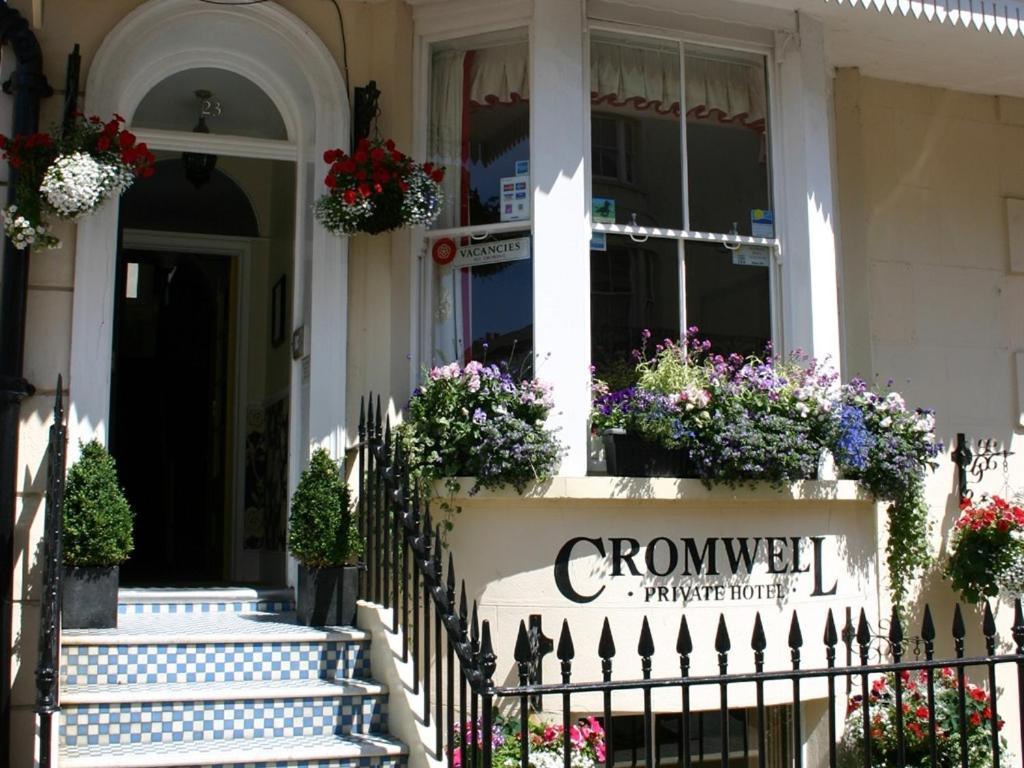 Cromwell House Hotel Eastbourne Bagian luar foto