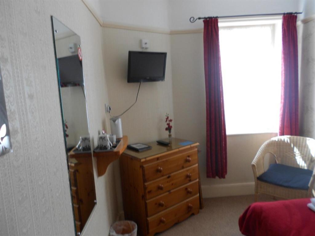 Cromwell House Hotel Eastbourne Bagian luar foto