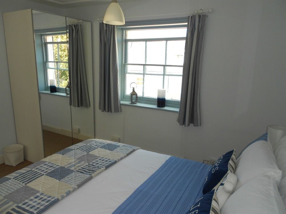 Cromwell House Hotel Eastbourne Bagian luar foto