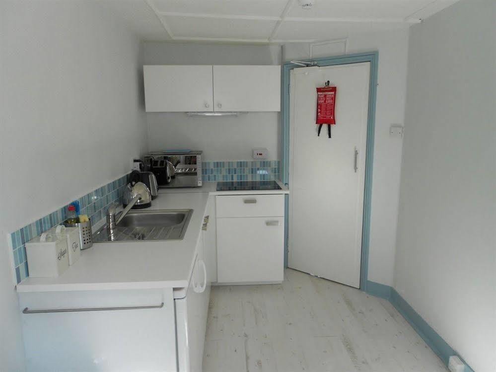 Cromwell House Hotel Eastbourne Bagian luar foto